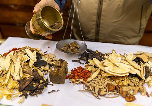 Old deployment of traditional Chinese medicine. Traditional Chinese medicine herbal, pharmacy.
